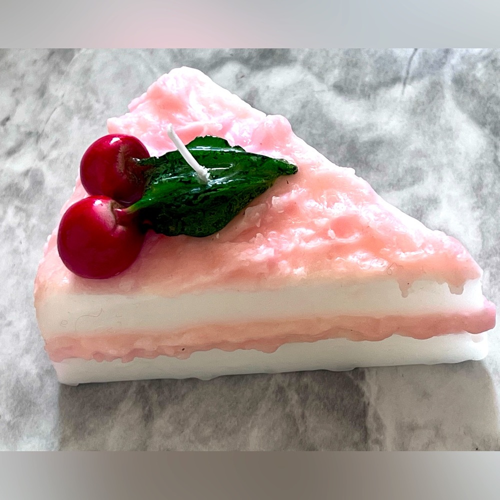 *UNSCENTED* CAKE SLICE CANDLE